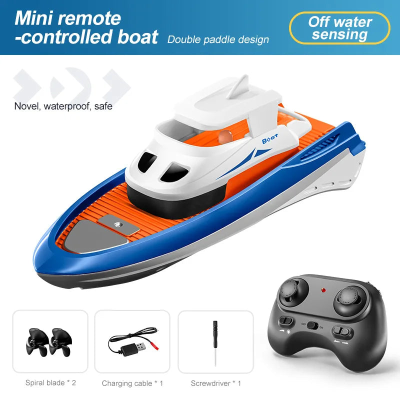 S820 RC Boat Wireless Speedboat 2.4G 1/32 Powerful Dual Motors Electric Remote Control Model Electric Toys for Kids Xmas Gift