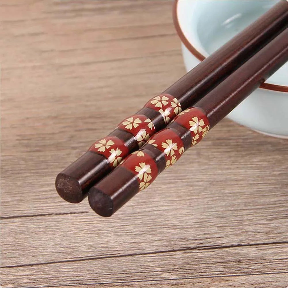 Japanese Style Natural Wooden Chopsticks For Creative Pattern Tableware Kitchen Tool Restaurant Decorations