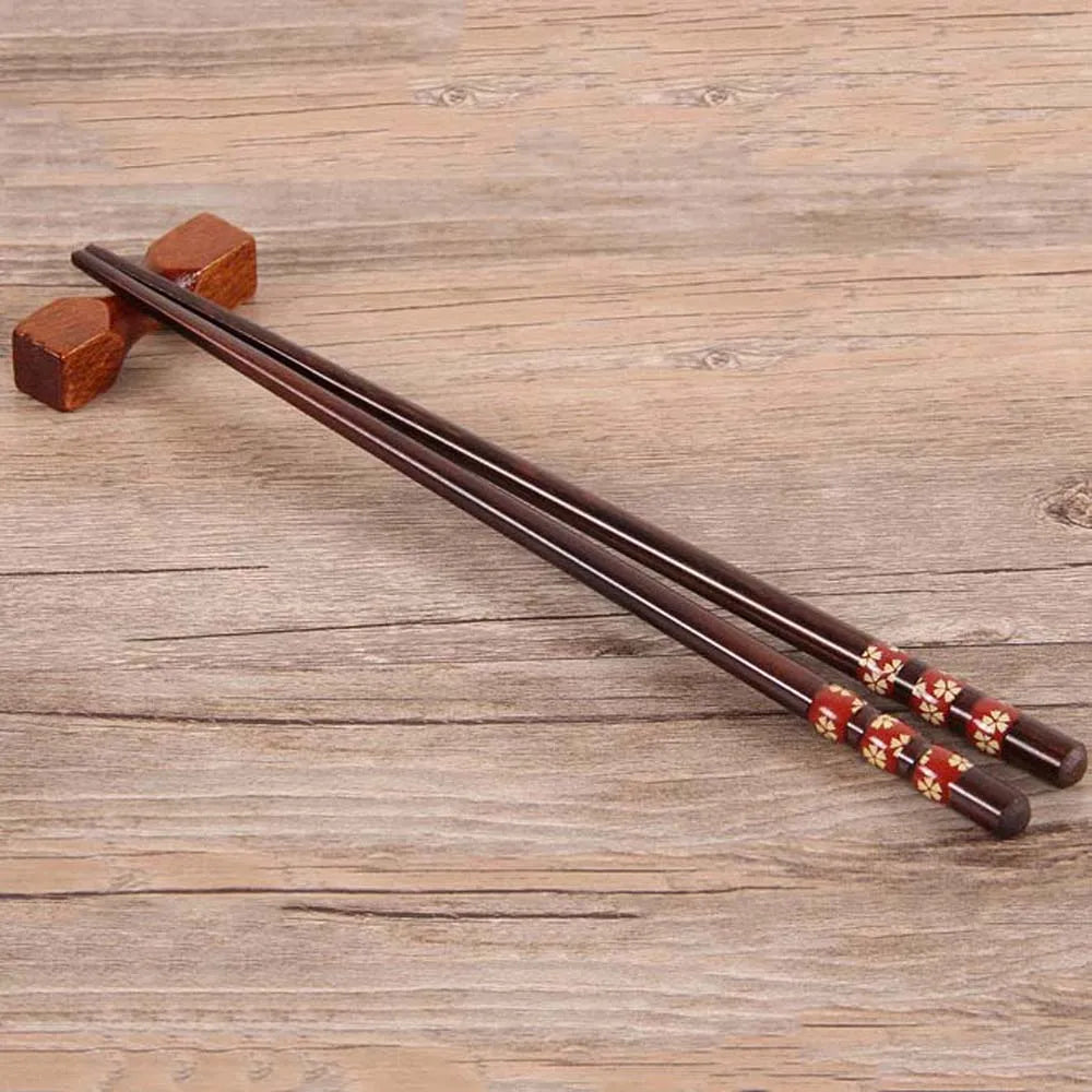 Japanese Style Natural Wooden Chopsticks For Creative Pattern Tableware Kitchen Tool Restaurant Decorations