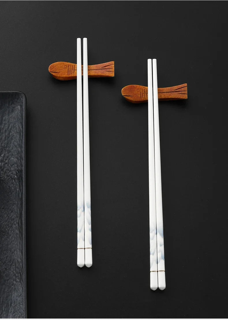 High End New Antibacterial, Mildew Proof, Anti Slip Chopsticks for Household Use, Heat-resistant Household Chopsticks