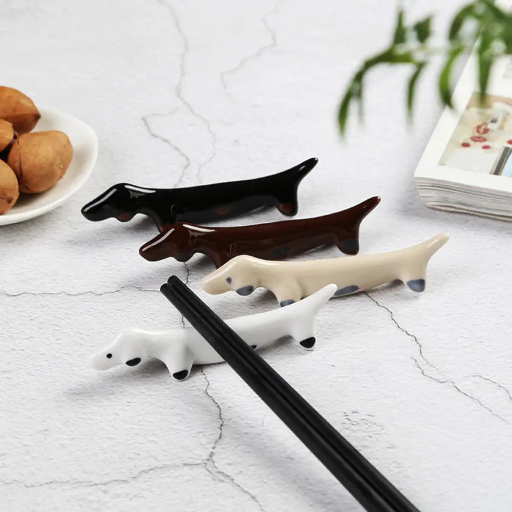 1Pc Cute Dachshund Dog Ceramic Chopsticks Holder Creative Practical Kitchen Tableware Chopstick Holder Home Decoration
