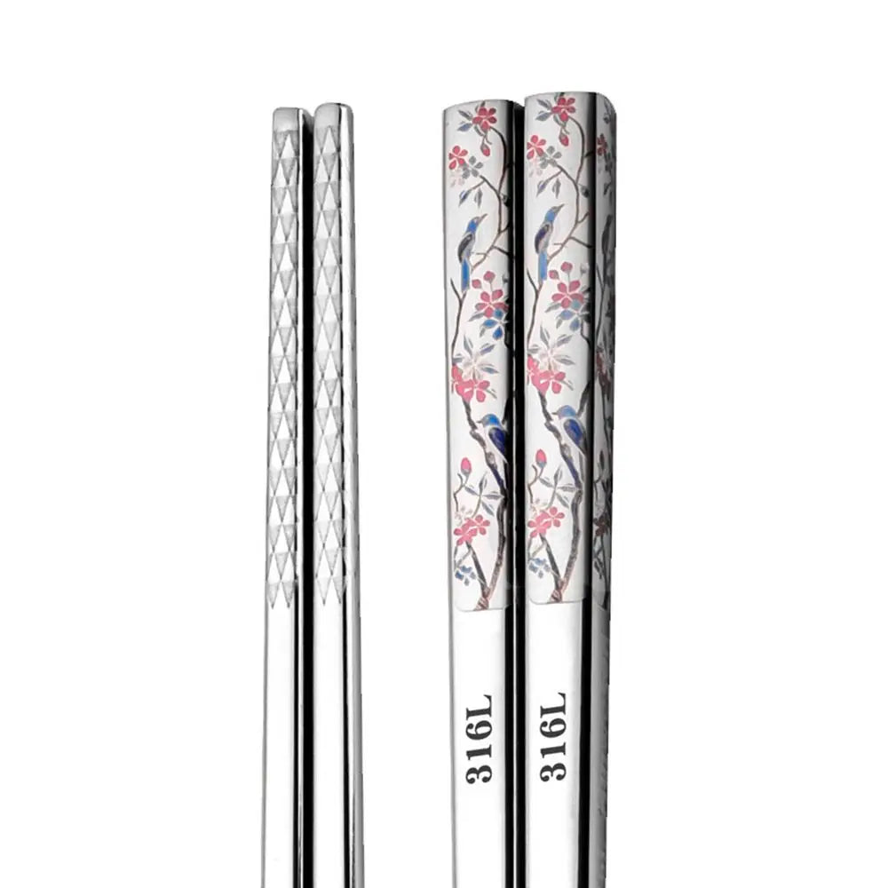 Luxury Reusable Cherry Blossom Healthy Dining Bar Sushi Kitchen Tools Tableware Chopsticks Kitchenware