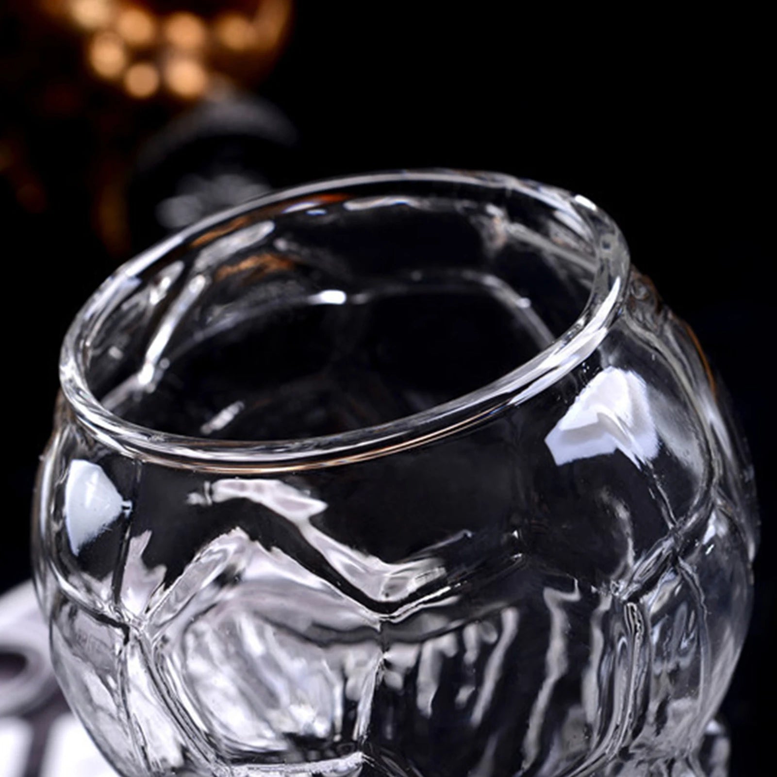 450ml Creative Football Cup Beer Mug Crystal Hercules Large Capacity Glass Wine Cup for Home Bar Beer Cocktails Beverages