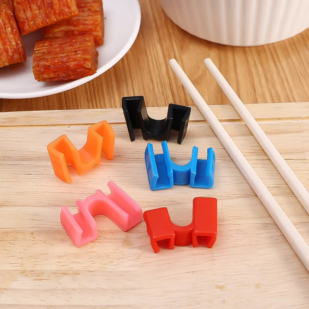 Chopsticks Auxiliary Practical Helper Beginner Adult Kids Learner Correct Reusable Holding Training Clips Finger Sleeves Chinese