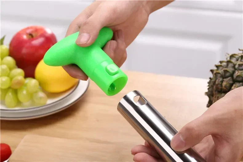 Stainless Steel Pineapple Cutter, Sharp Blade Fruit Peeler with Slicing Knives for Home & Kitchen Use