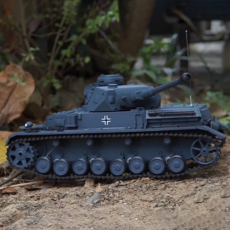 Henglong 3859 German IV F2 Electric Remote Control Tank Plays The Bullet And The Barrel Smokes The Military Model Toy.