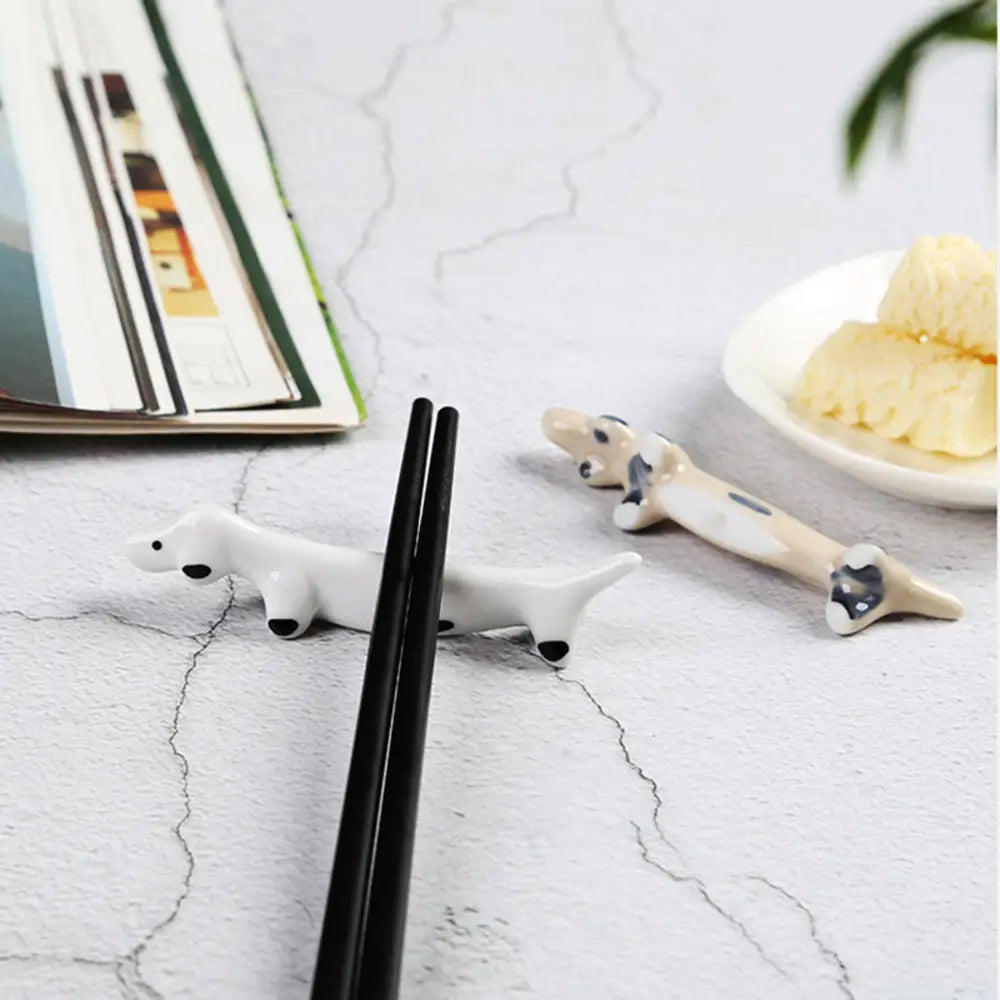 1Pc Cute Dachshund Dog Ceramic Chopsticks Holder Creative Practical Kitchen Tableware Chopstick Holder Home Decoration