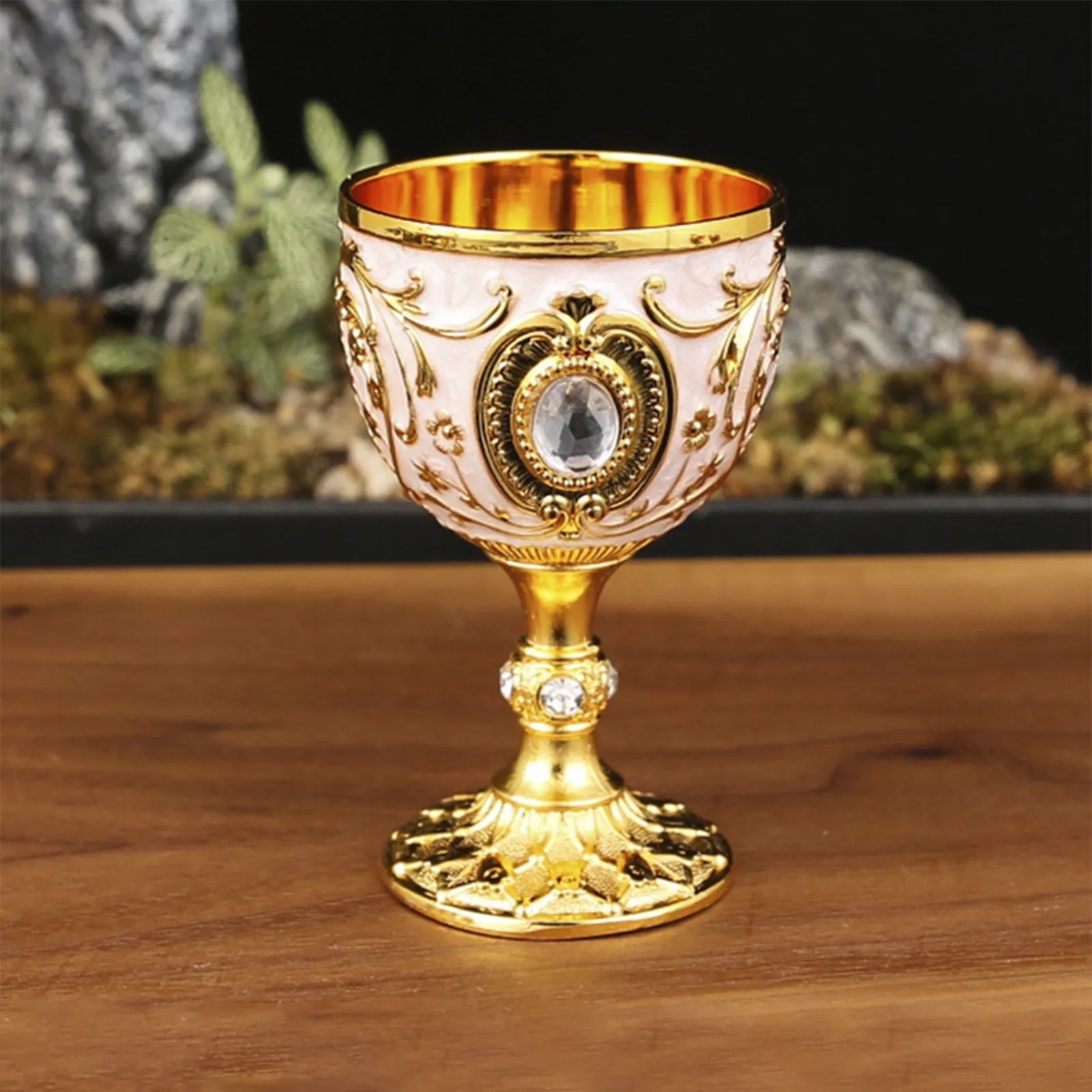 Delicate Drink Cup Retro Metal Diamond-encrusted Wine Glass European Style  Whiskey Glass Anti-break Chalice Gift