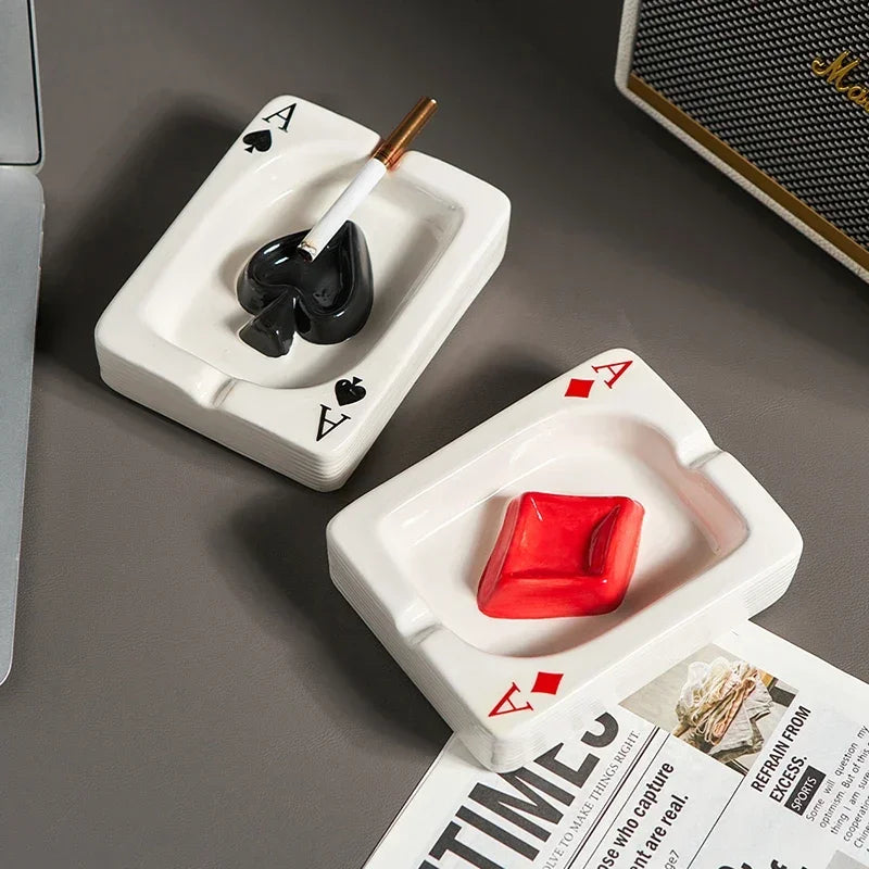 Creative Playing Card Ashtray Home Decor Modern Style Living Room Table Ornaments Simple Smoking Accessories Decorative Ash Tray