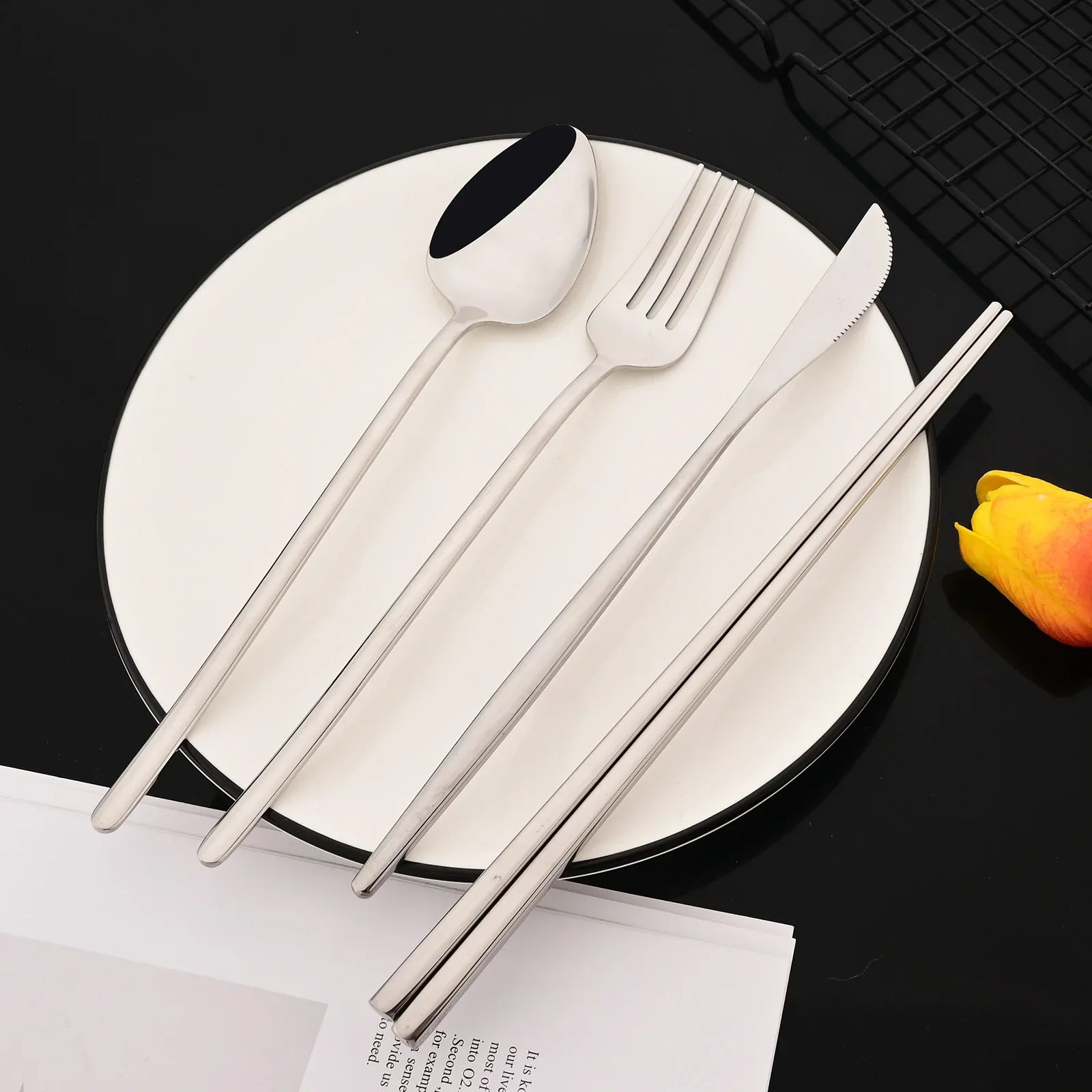 Korean 8Pcs Tableware Set High Quality Stainless Steel Dinner Set Black Gold Luxury Dinnerware Spoon Chopsticks Cutlery Set