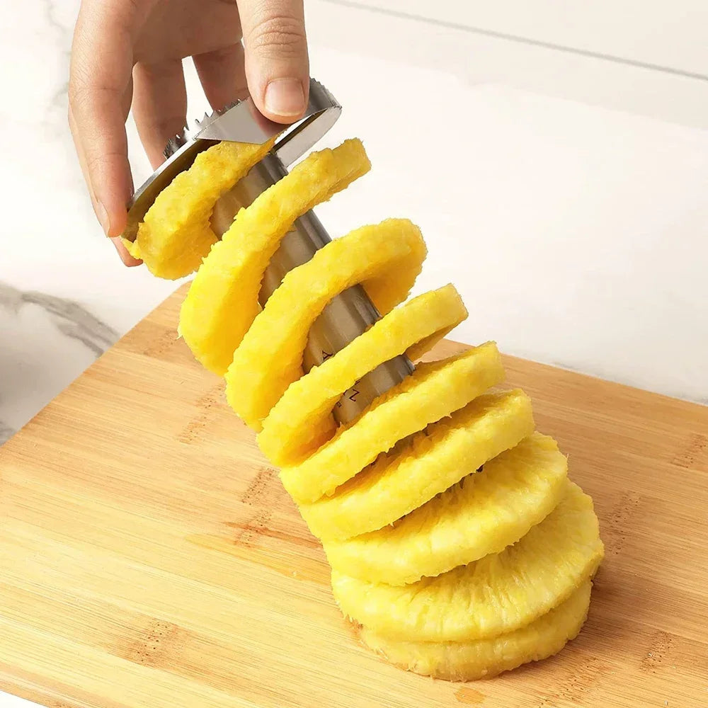 Stainless Steel Pineapple Cutter, Sharp Blade Fruit Peeler with Slicing Knives for Home & Kitchen Use