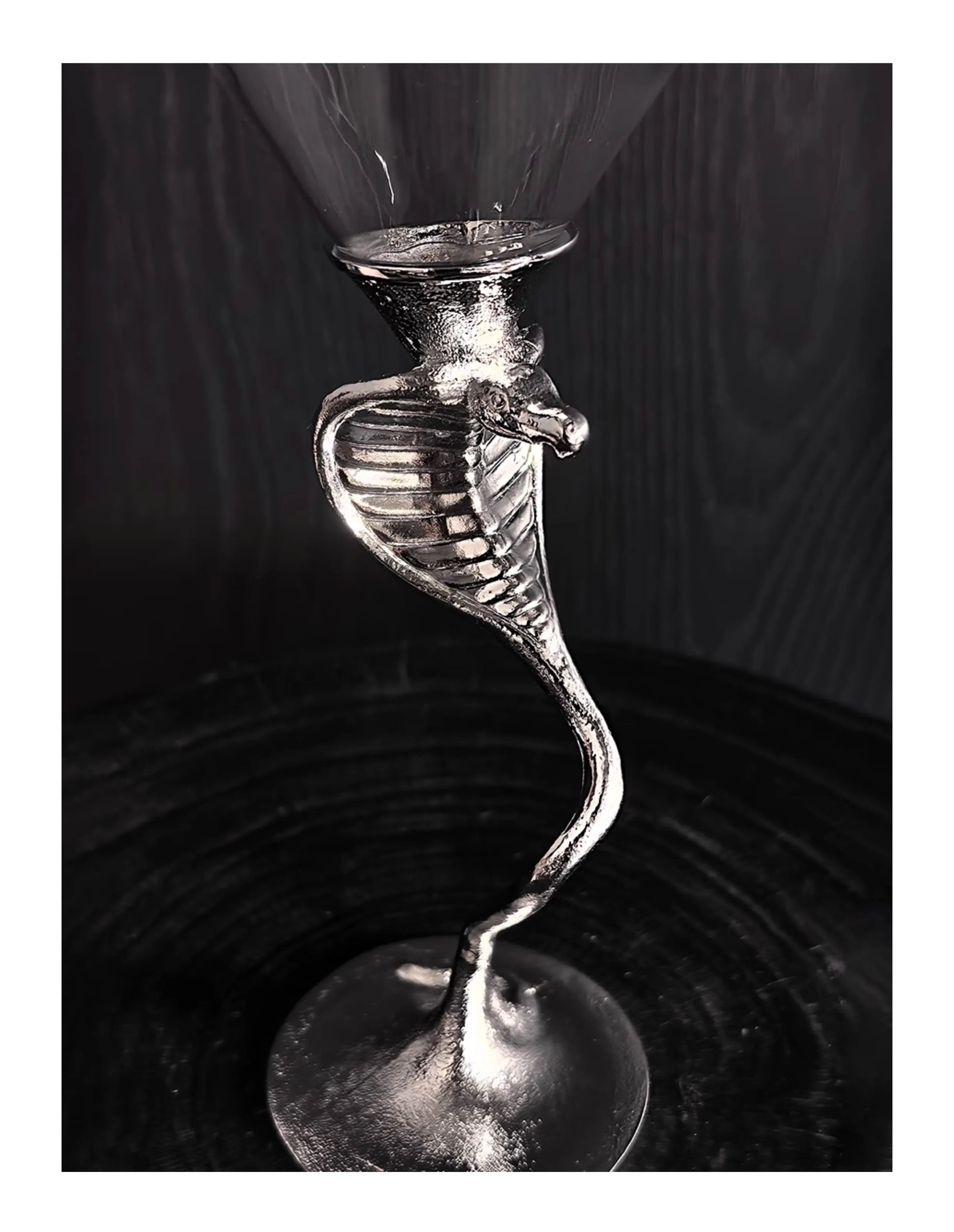 Black Snake Martini Glass, Silver Snake Wine Glass Creative Gothic Cocktail Martini Goblet Drinking Cup for Bar Party Home Decor