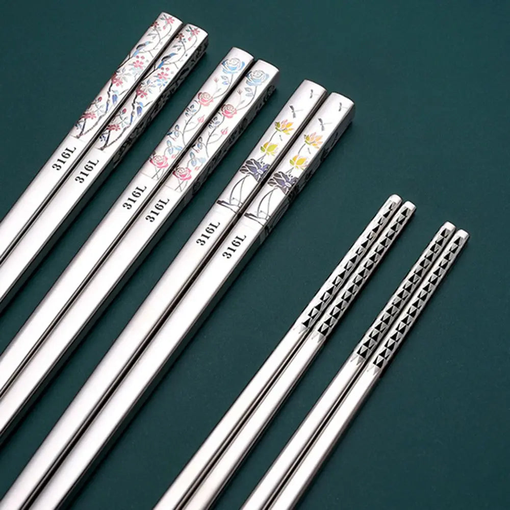 Luxury Reusable Cherry Blossom Healthy Dining Bar Sushi Kitchen Tools Tableware Chopsticks Kitchenware