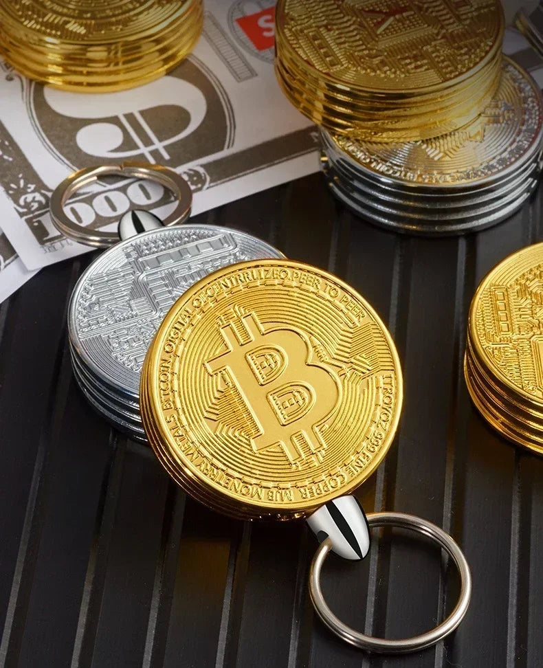 Bitcoin Torch Lighter Virtual Commemorative Coin Pendant Lighter Refillable Butane Gas Lighter Portable Cigarette Accessory