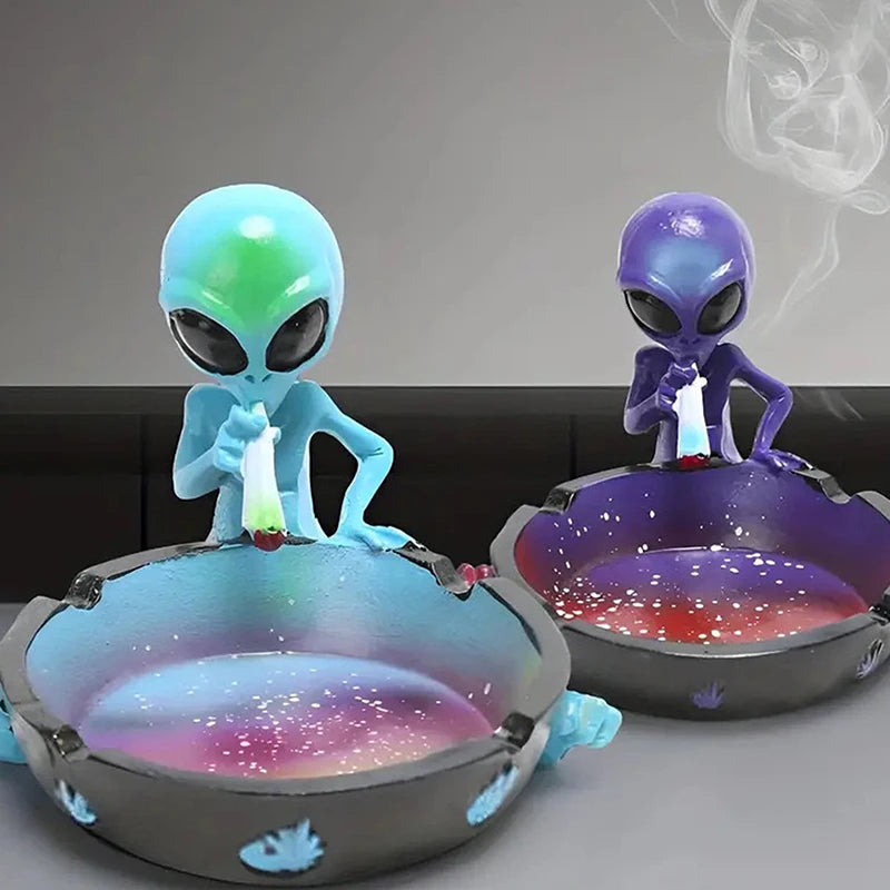 Cute Cool Hand-Painted Resin Ashtray Decorative Smoking Accessory Fancy Home Decor Ash Tray for Cigarettes And Cigar