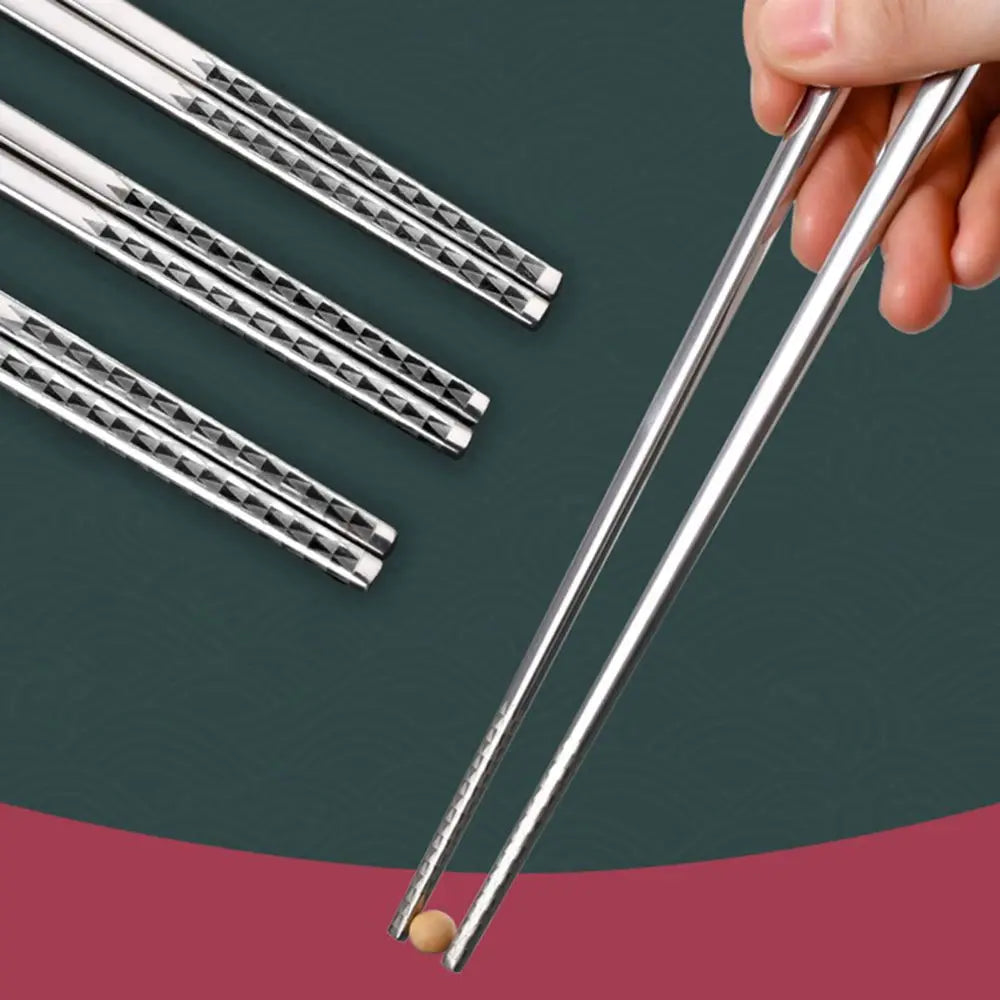Luxury Reusable Cherry Blossom Healthy Dining Bar Sushi Kitchen Tools Tableware Chopsticks Kitchenware