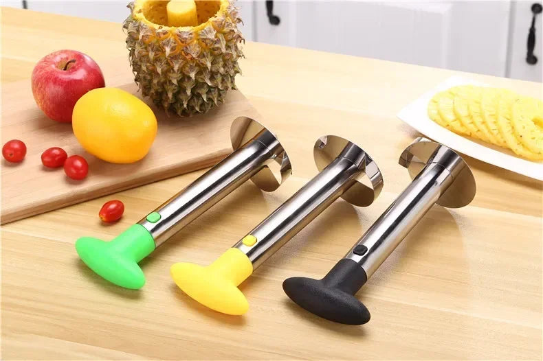Stainless Steel Pineapple Cutter, Sharp Blade Fruit Peeler with Slicing Knives for Home & Kitchen Use
