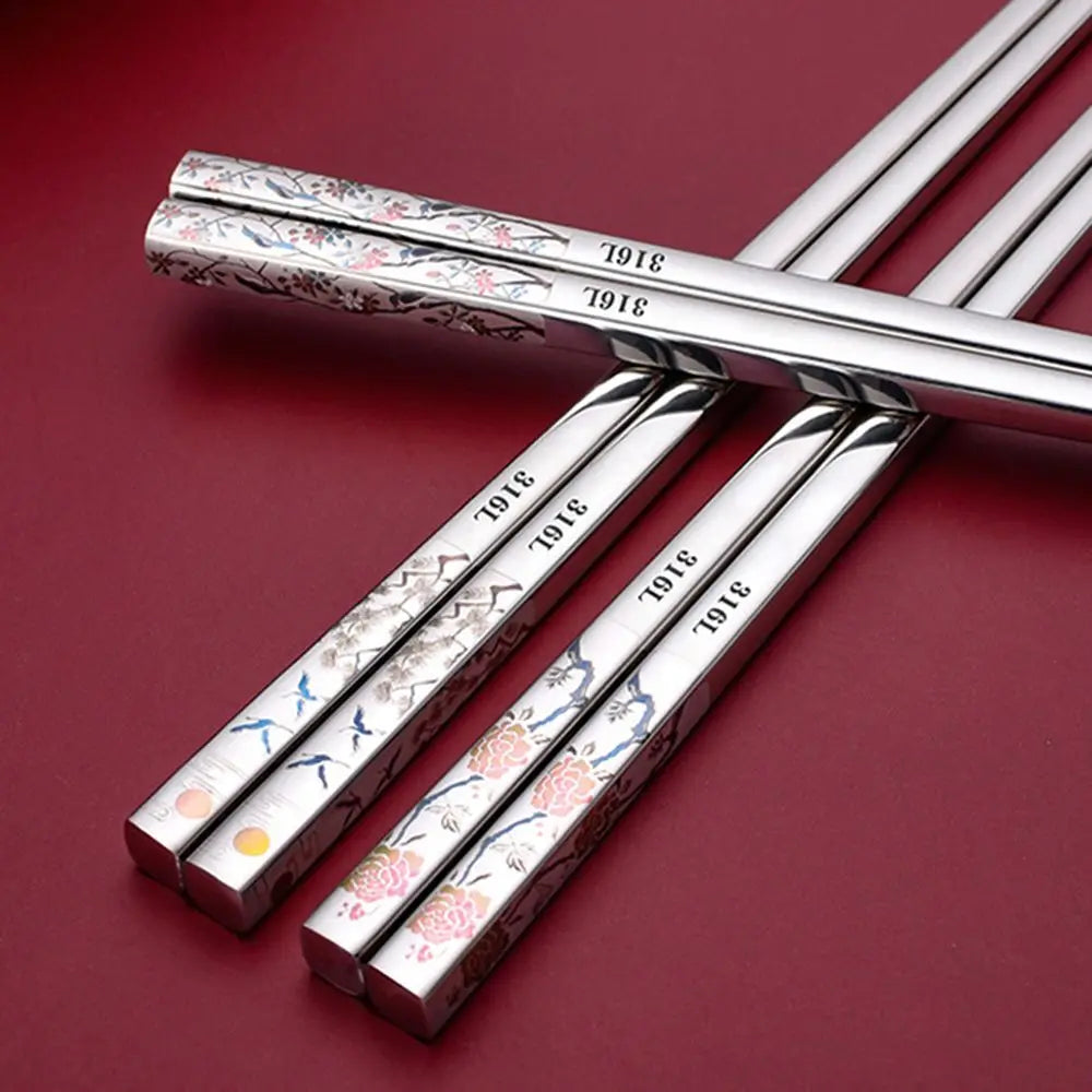 Luxury Reusable Cherry Blossom Healthy Dining Bar Sushi Kitchen Tools Tableware Chopsticks Kitchenware
