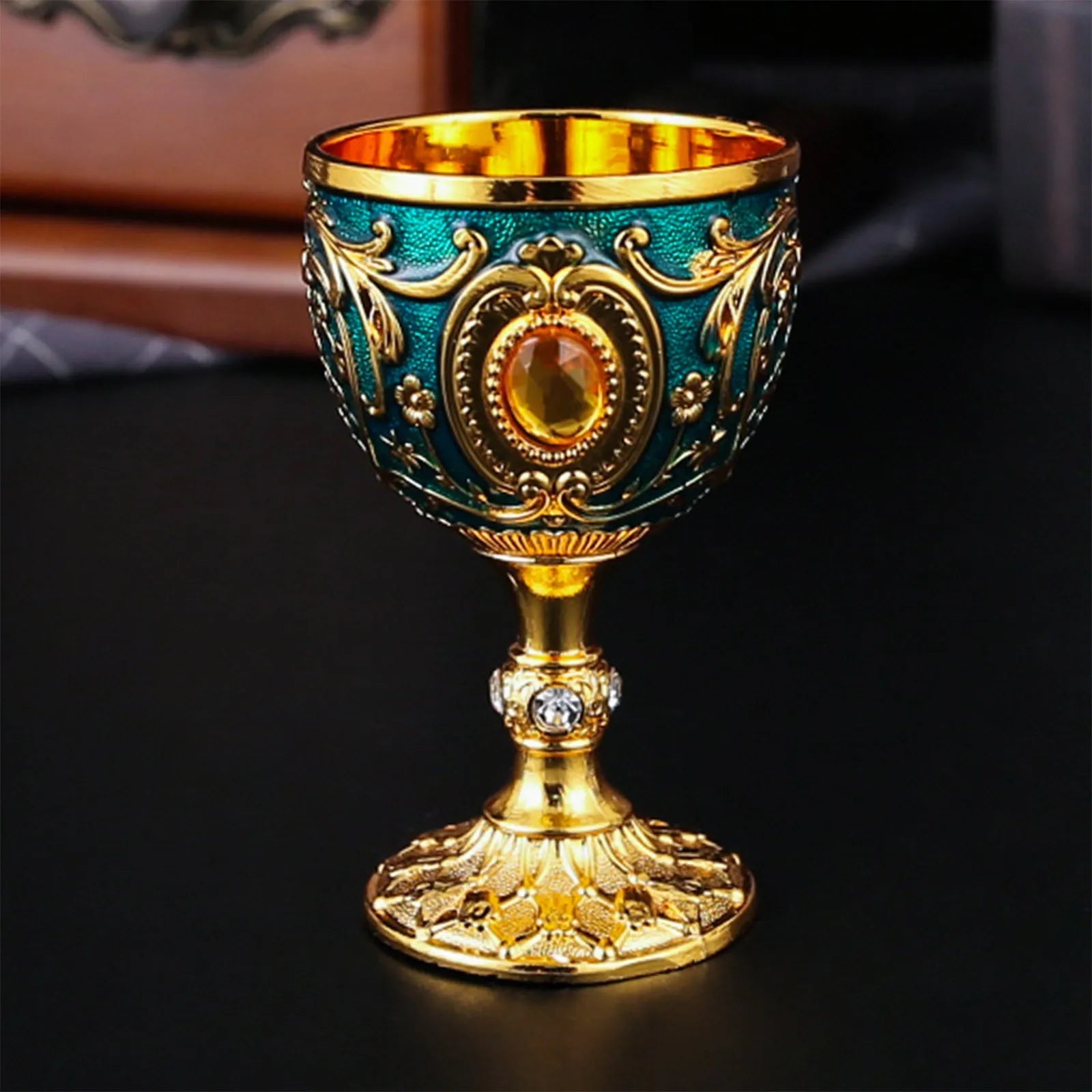 Delicate Drink Cup Retro Metal Diamond-encrusted Wine Glass European Style  Whiskey Glass Anti-break Chalice Gift