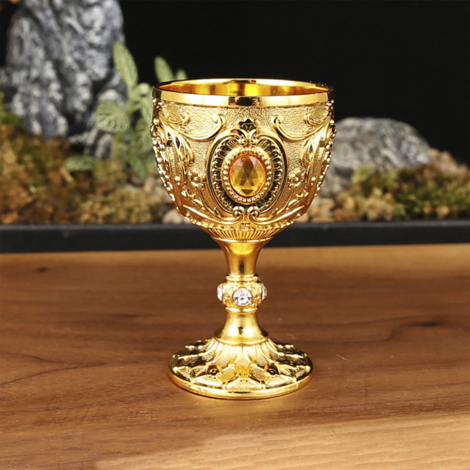 Delicate Drink Cup Retro Metal Diamond-encrusted Wine Glass European Style  Whiskey Glass Anti-break Chalice Gift