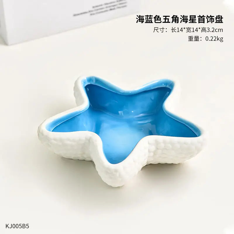 Ceramic ashtray personality trend household living room decoration coffee table anti-ash fly creative large conch storage