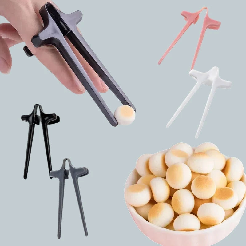 4 Finger Chopsticks Lazy Auxiliary Chopsticks Hold Snacks Not Dirty Hands Chopsticks Finger Ring Play Game Lazy Artifact